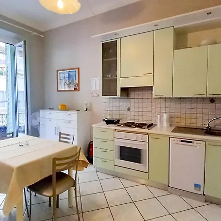 Mimosa 2 Apartment