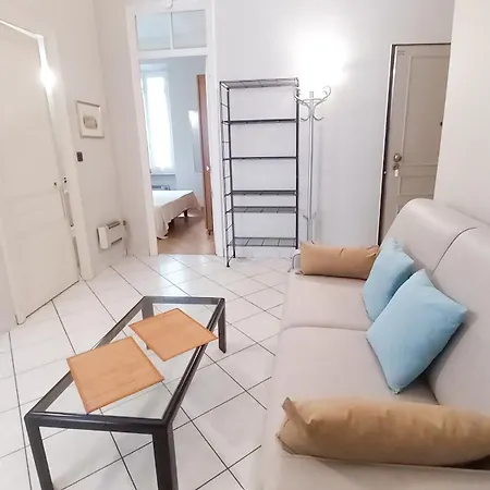 Mimosa 2 Apartment